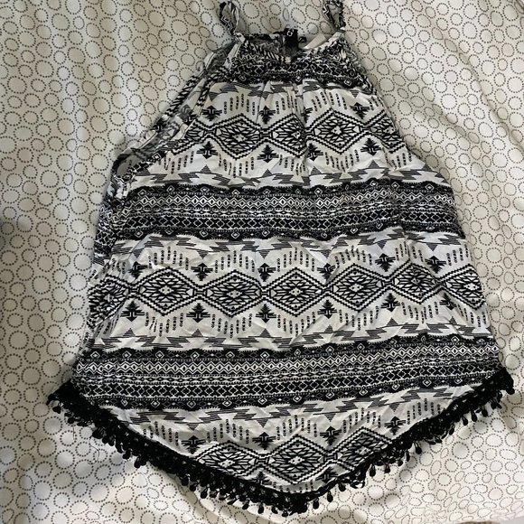 Halter Top - Picture 3 of 3